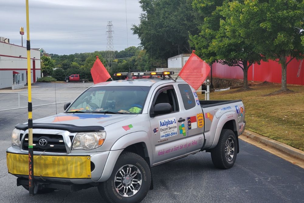 The Advantages of Using Pilot Cars in Construction Projects