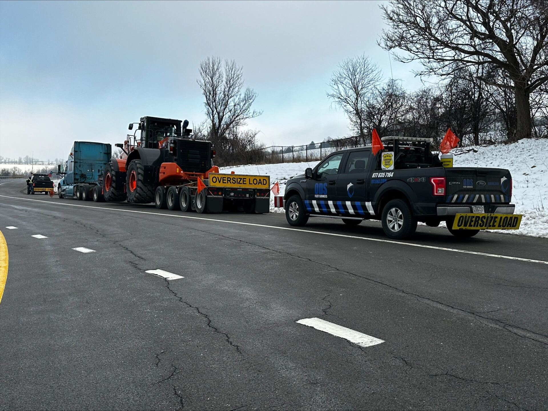 Navigating the Road Ahead: The Advantages of Professional Pilot Car Services