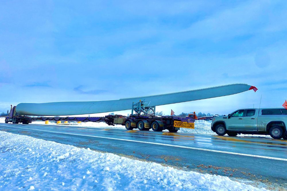 Pilot Car Transportation in the United States and Canada