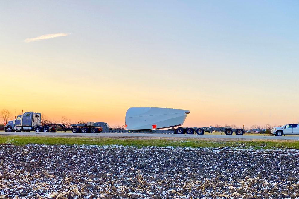 Safety Tips for Pilot Car Drivers in the United States and Canada