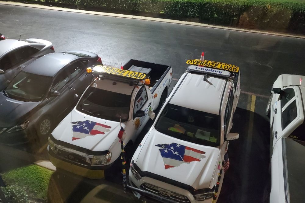 Pilot Car Services for Oversized Load Transport in United States and Canada