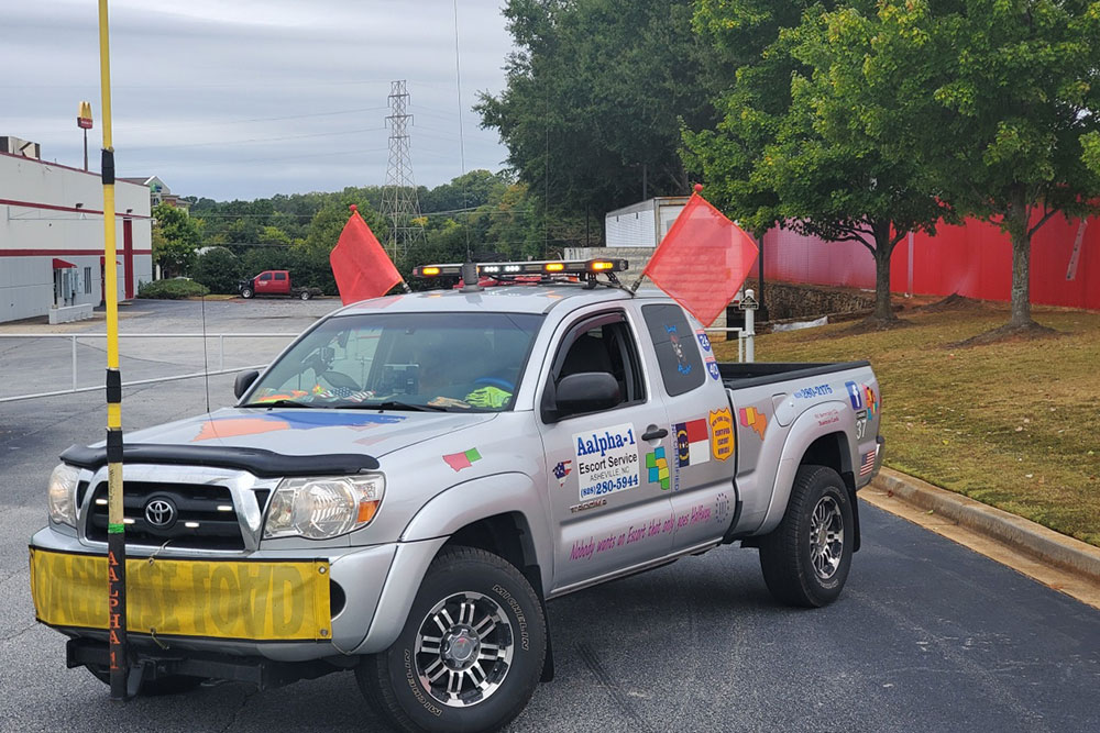 The Role of Pilot Car Services in International Oversized Load Transport in North America